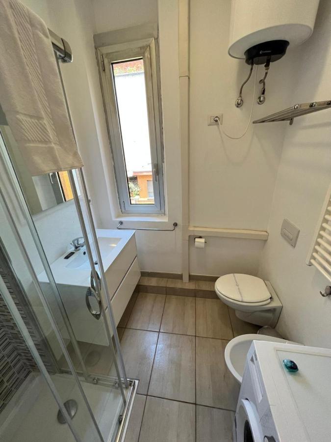 Apartment Via Treviso 6 Milan Bagian luar foto