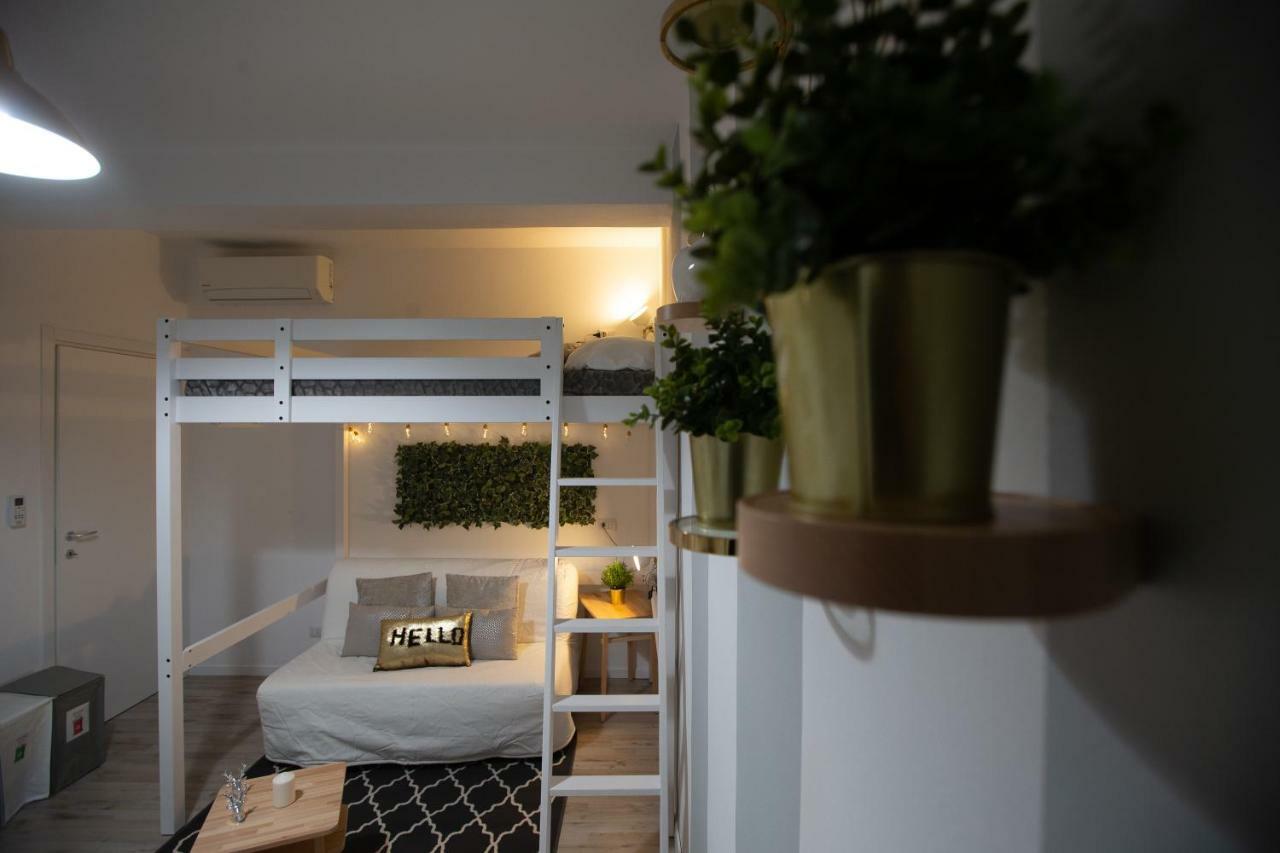 Apartment Via Treviso 6 Milan Bagian luar foto