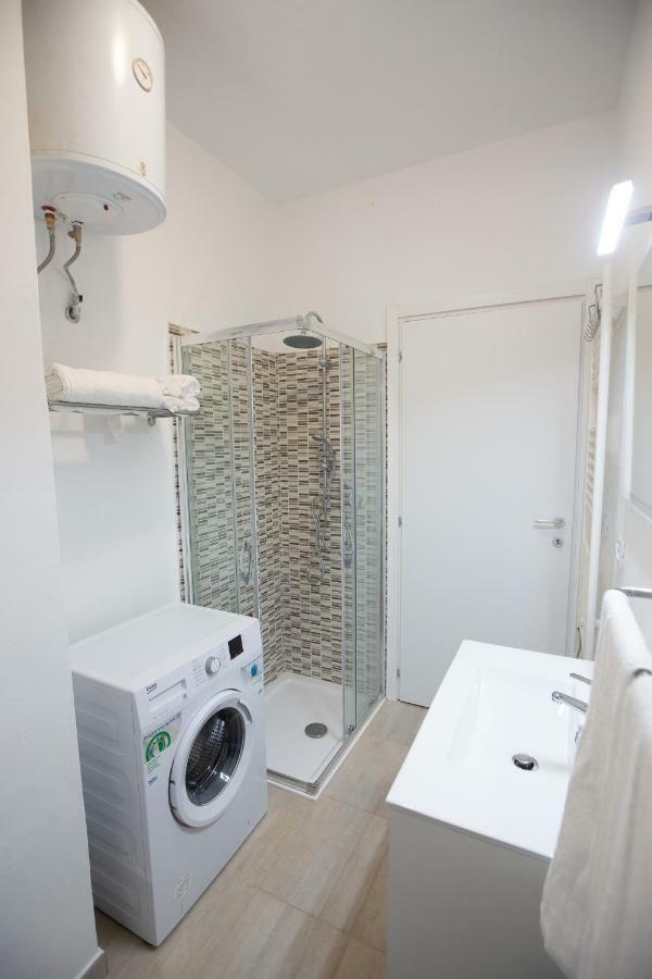 Apartment Via Treviso 6 Milan Bagian luar foto