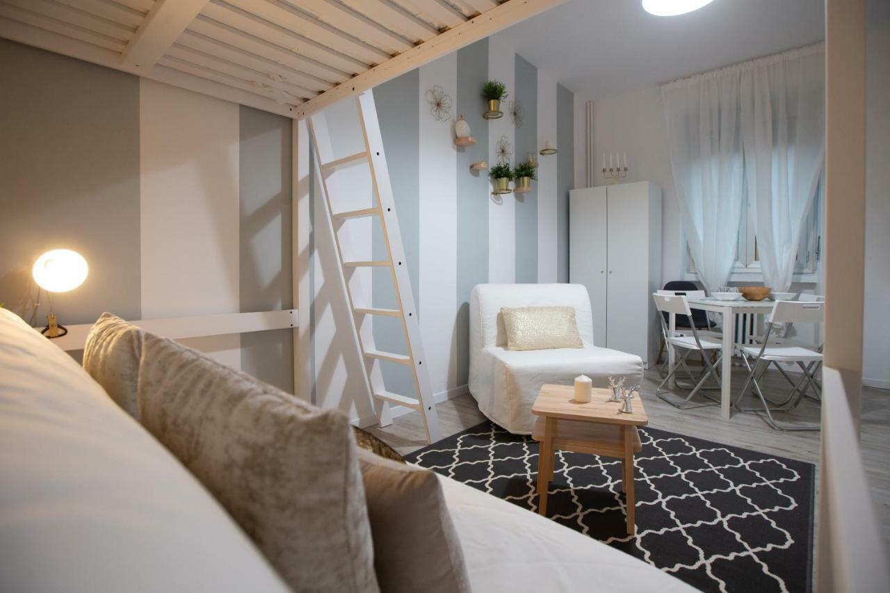 Apartment Via Treviso 6 Milan Bagian luar foto